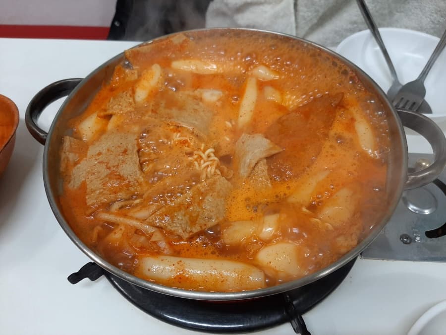 boiling tteokbokki